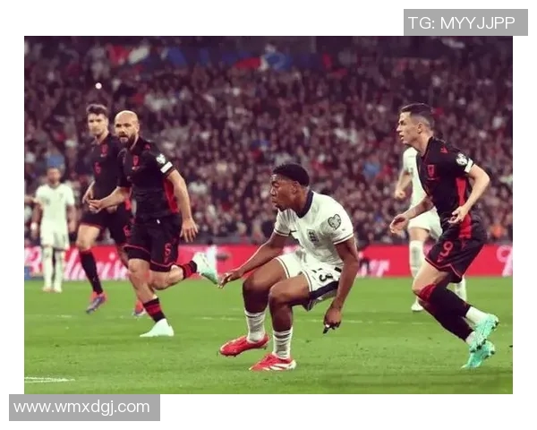 新一代足球天才崛起年轻球星领衔未来赛场成为全球瞩目焦点