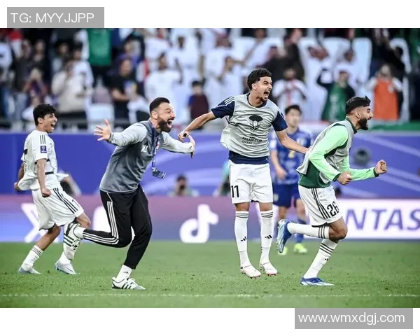 足球比赛中各大球星的精彩表现与竞争局势分析